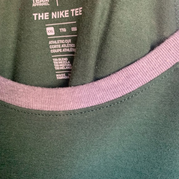 Packers Nike shirt, great condition - Picture 3 of 3